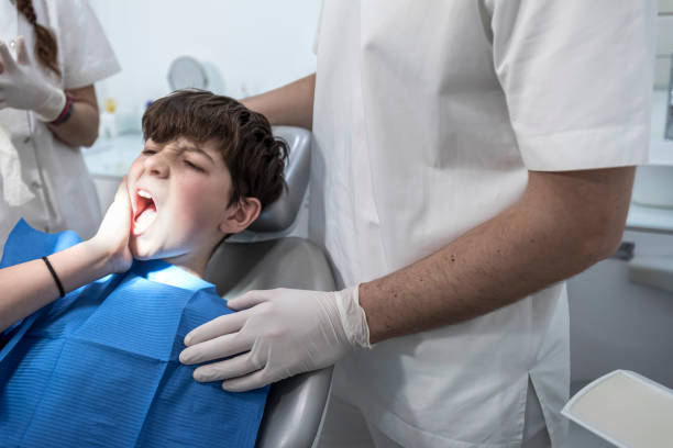 Best Cracked Tooth Emergency Dentist  in Cedar Hill, TX